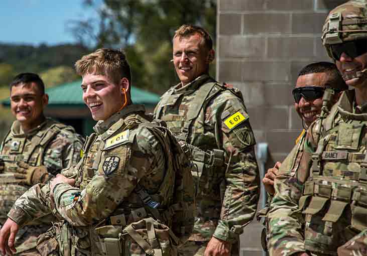 Group of soliders smiling